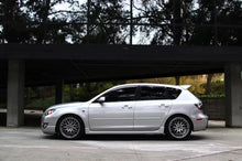 Load image into Gallery viewer, Enkei EKM3 Wheel Performance Series Hyper Silver 17x7 5x114.3 45mm